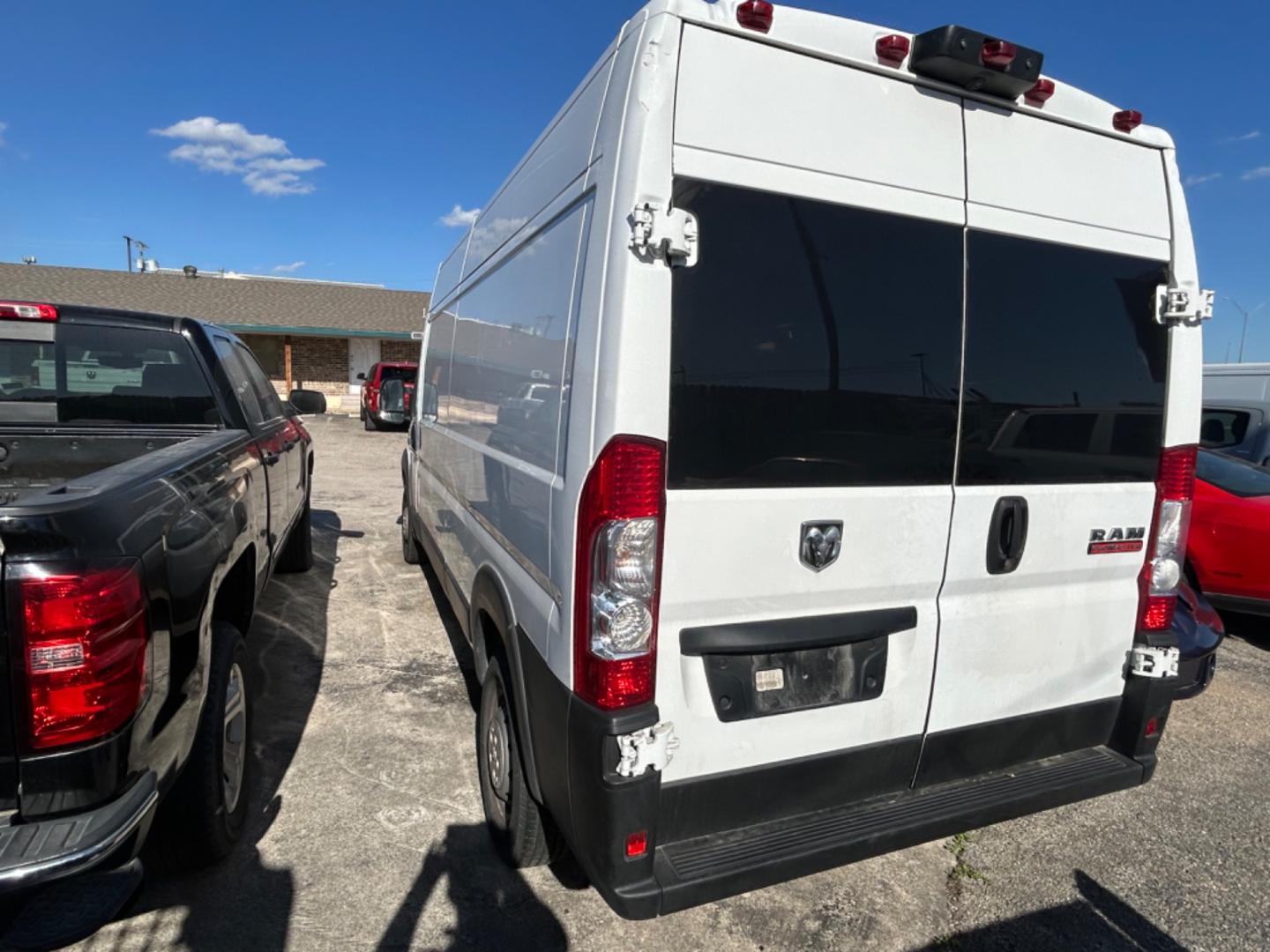 2021 White RAM Promaster 2500 High Roof 159-in. WB (3C6LRVDGXME) with an 3.6L V6 engine, 6A transmission, located at 1687 Business 35 S, New Braunfels, TX, 78130, (830) 625-7159, 29.655487, -98.051491 - Photo#12